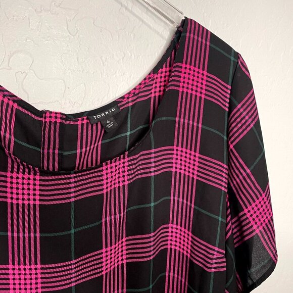 Torrid Pink and Black Georgette Plaid Button Back Sheer Blouse 4 4X 26 - Picture 6 of 8